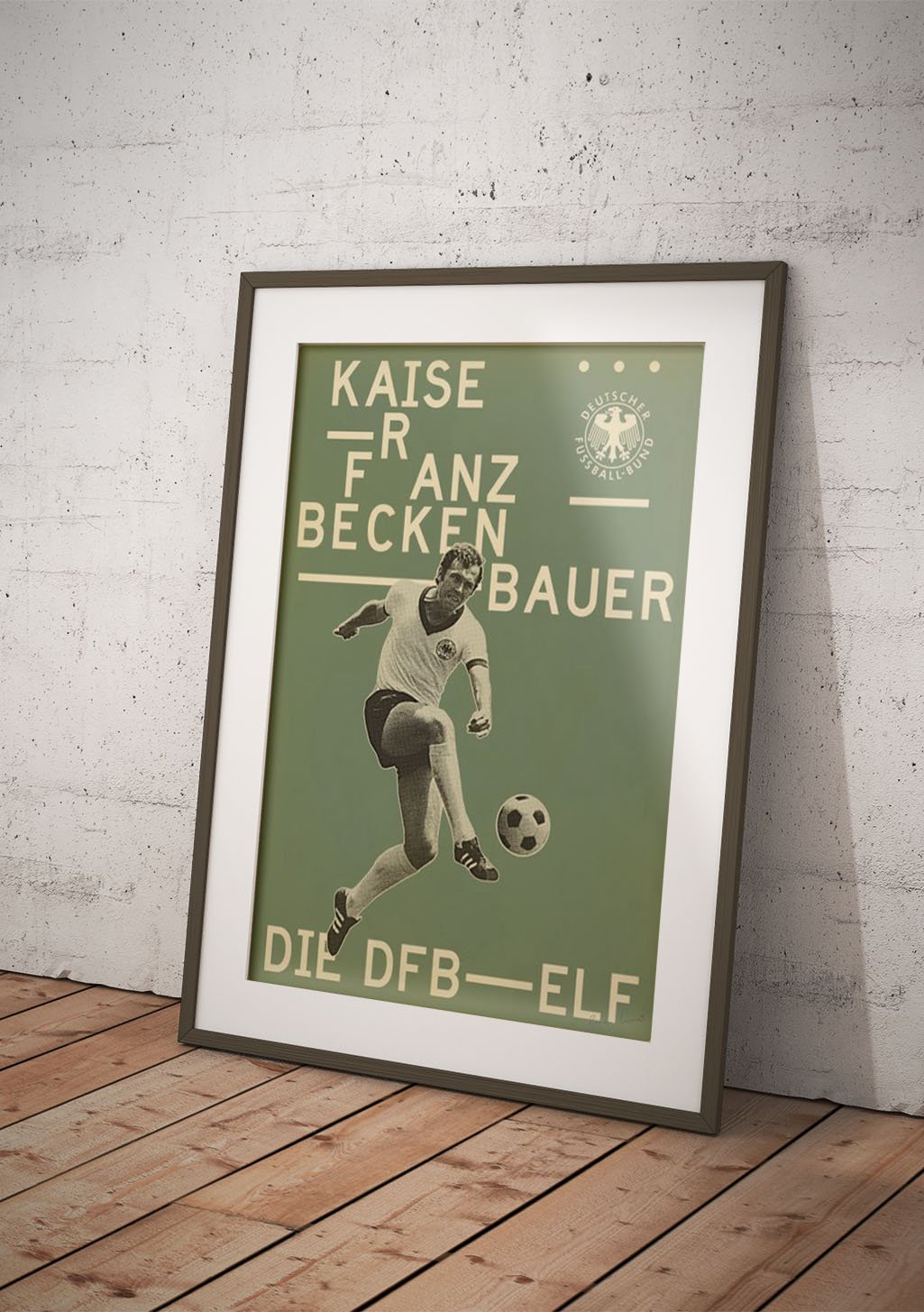 Poster de football allemand vintage avec un joueur et un ballon