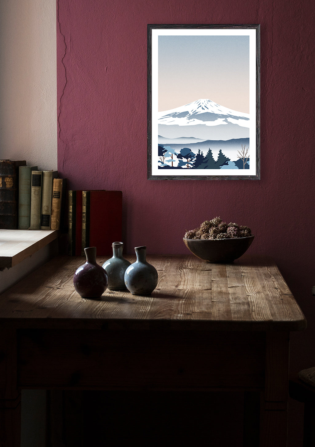 Montagne enneigée, paysage, ciel clair, arbres, cadre blanc