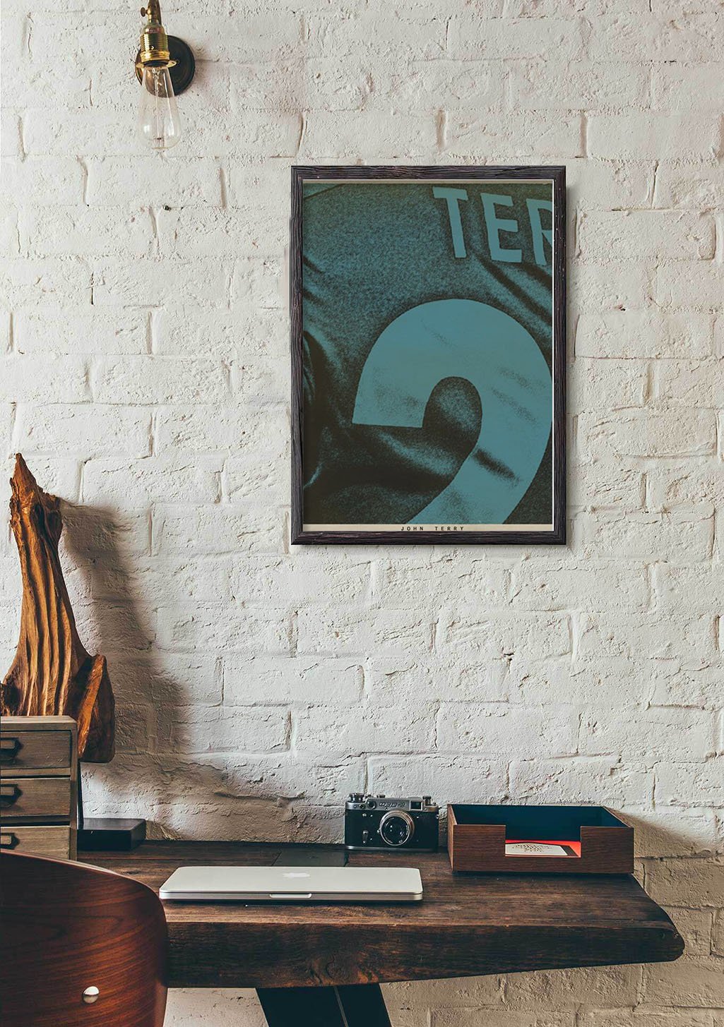 Poster bleu avec un grand 2 et le texte "TEF"