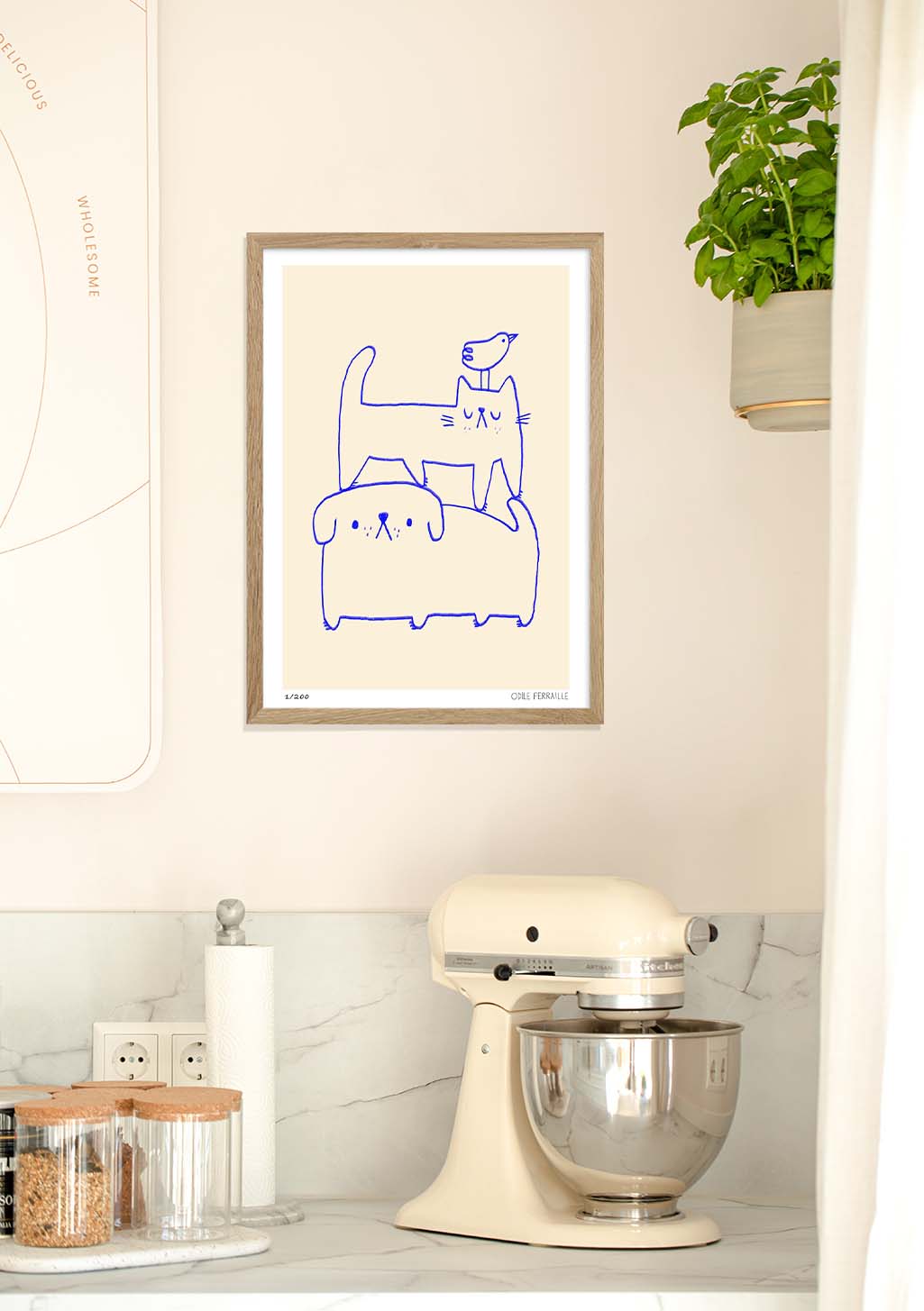 Art minimaliste bleu, chat et chien stylisé, cadre en bois