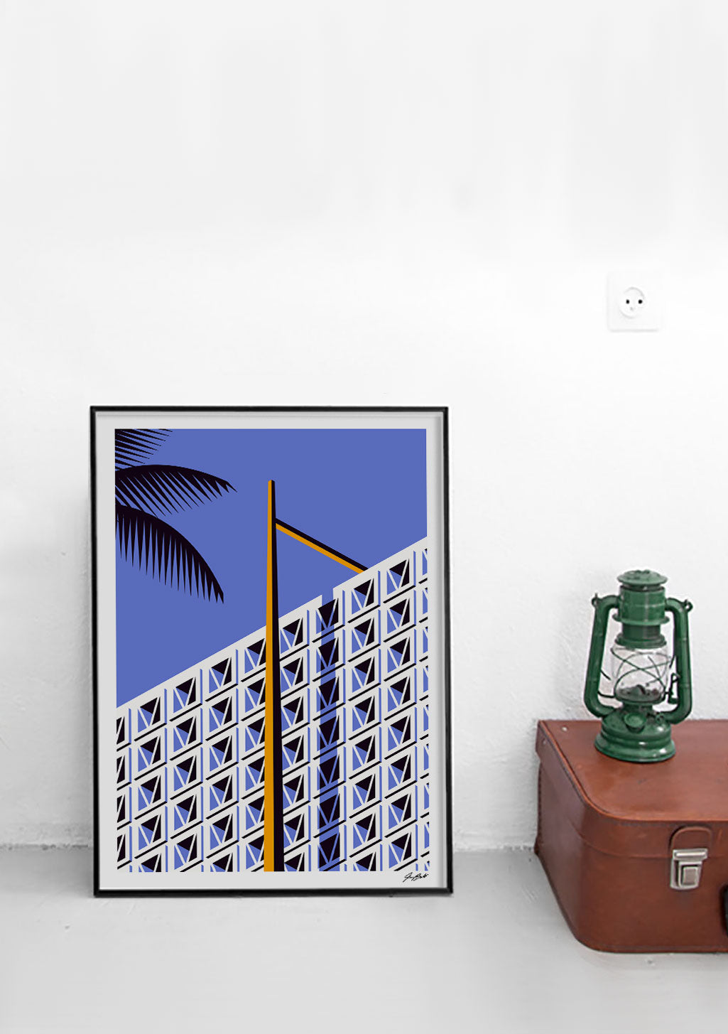 Poster bleu avec palmiers et motif géométrique