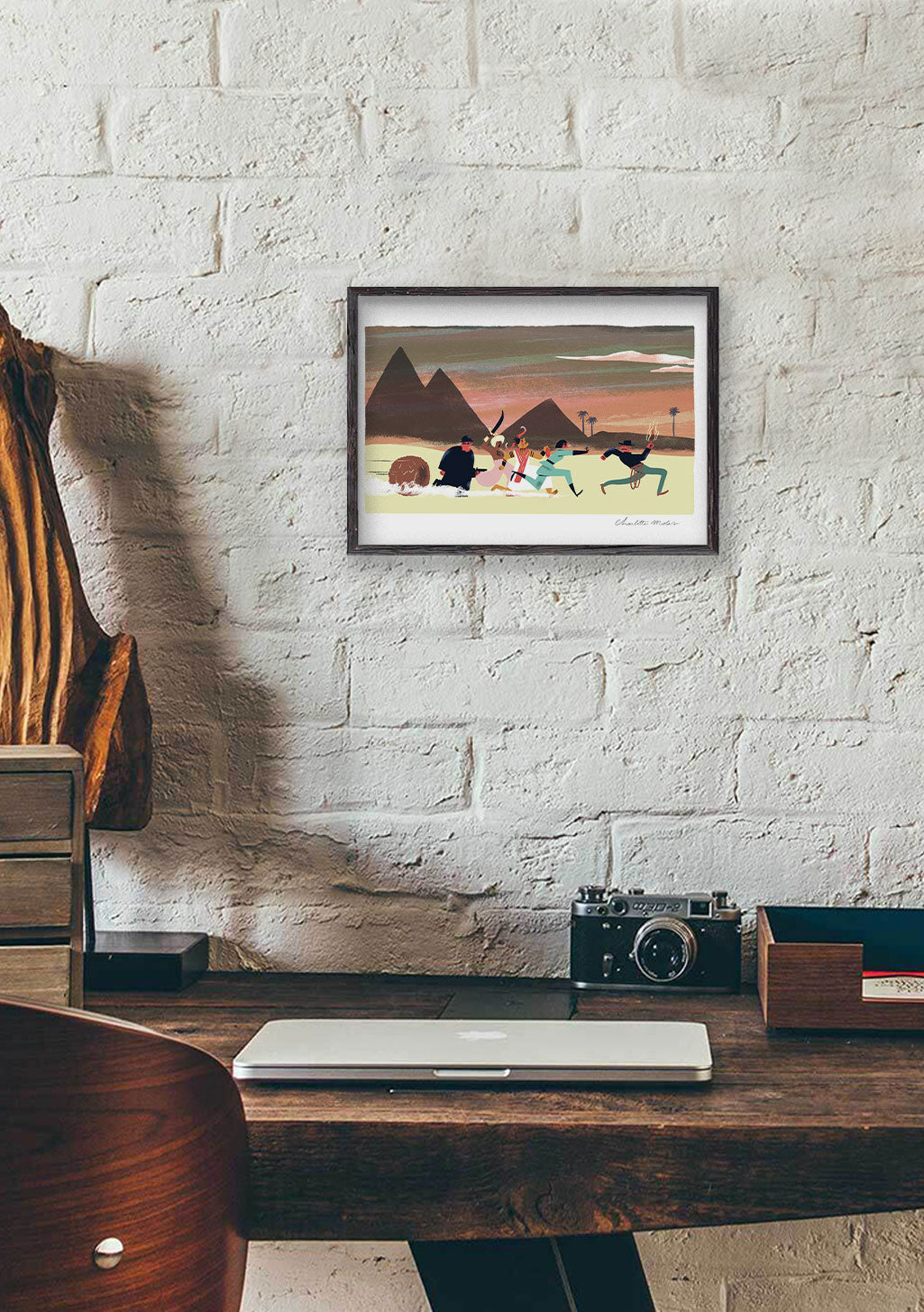 Pyramides, personnes, coucher de soleil, scène désertique