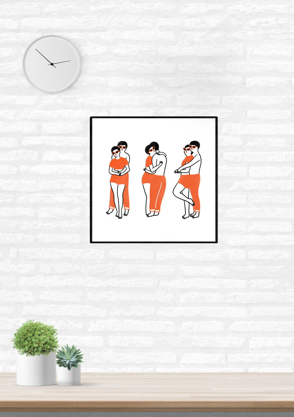 Illustration de trois femmes en orange, bras croisés, style minimaliste