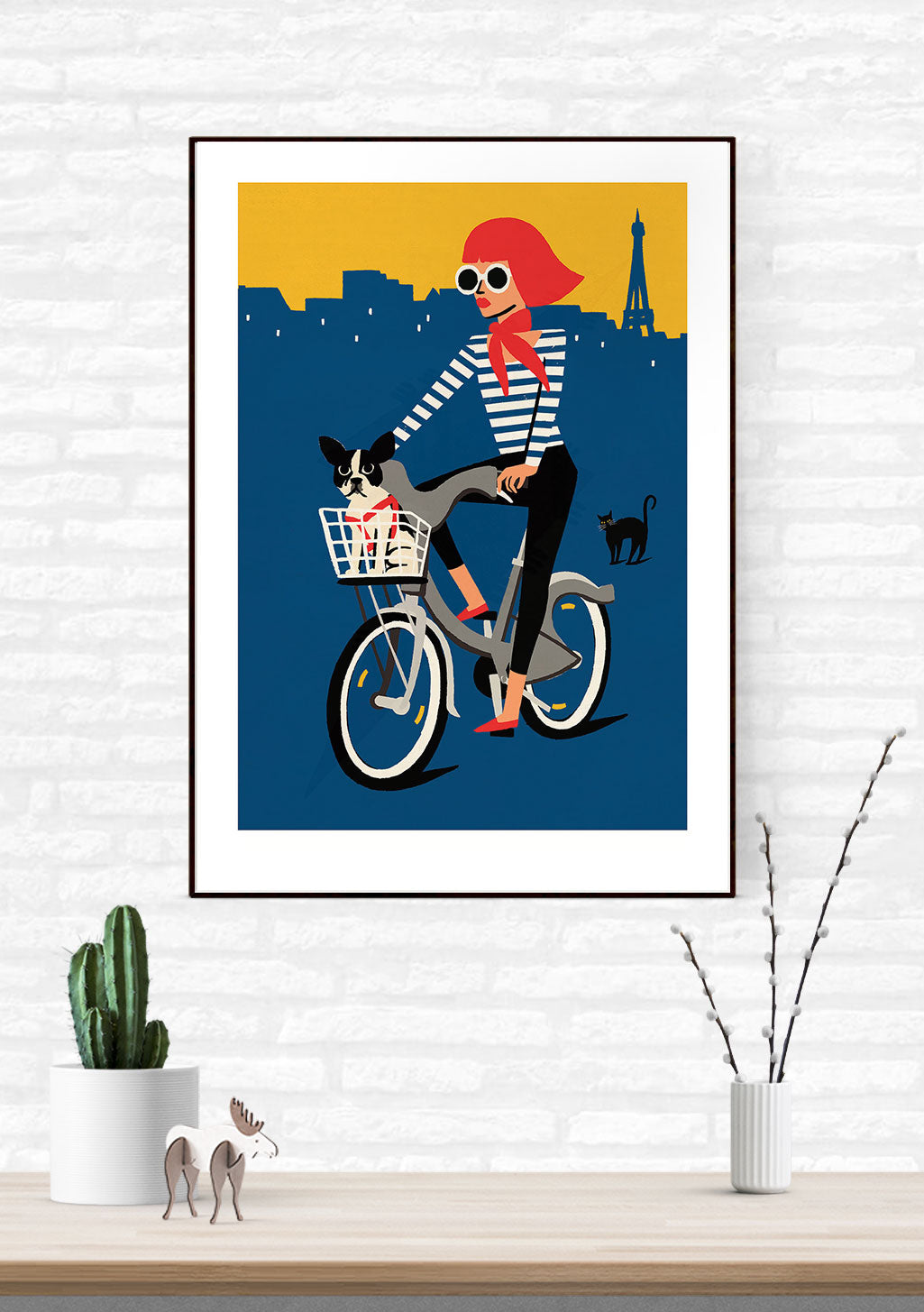 Femme à vélo avec chien, Paris, Eiffel Tour, chat, panier, couleurs vives