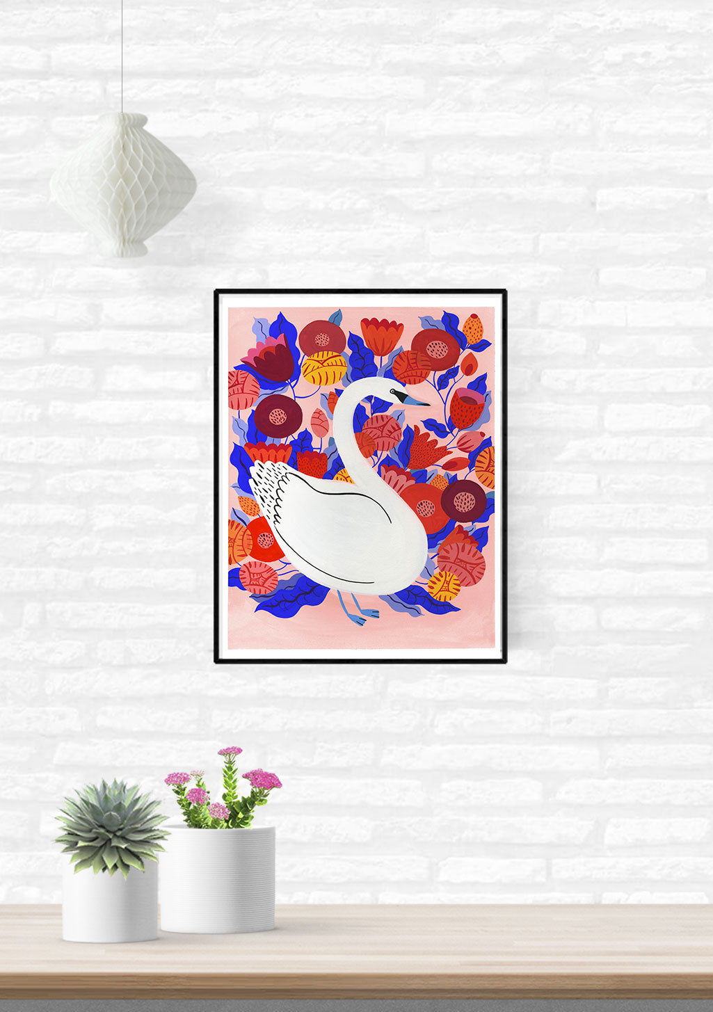 Oiseau blanc, fleurs colorées, cadre noir
