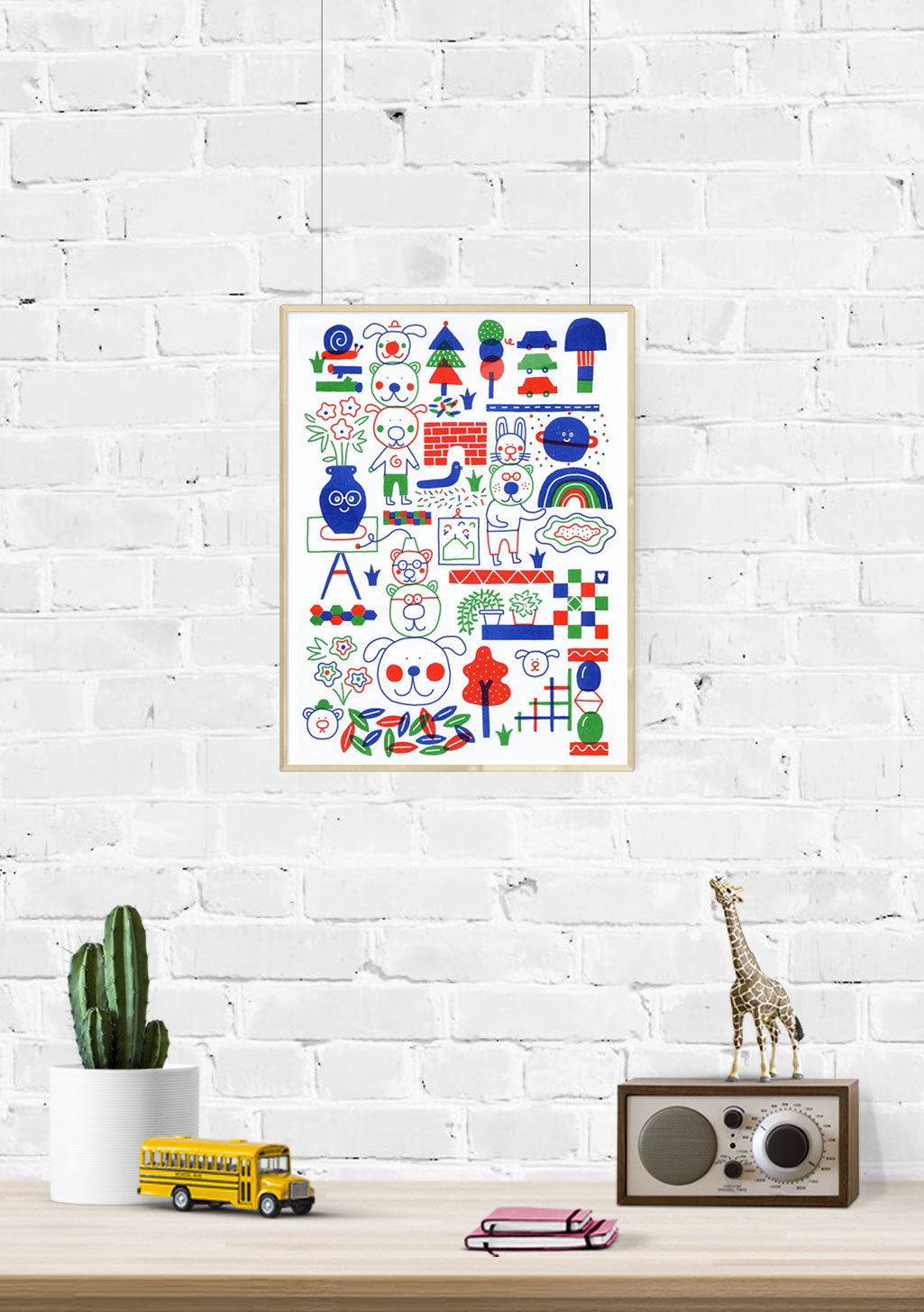 Poster coloré avec des animaux et des objets