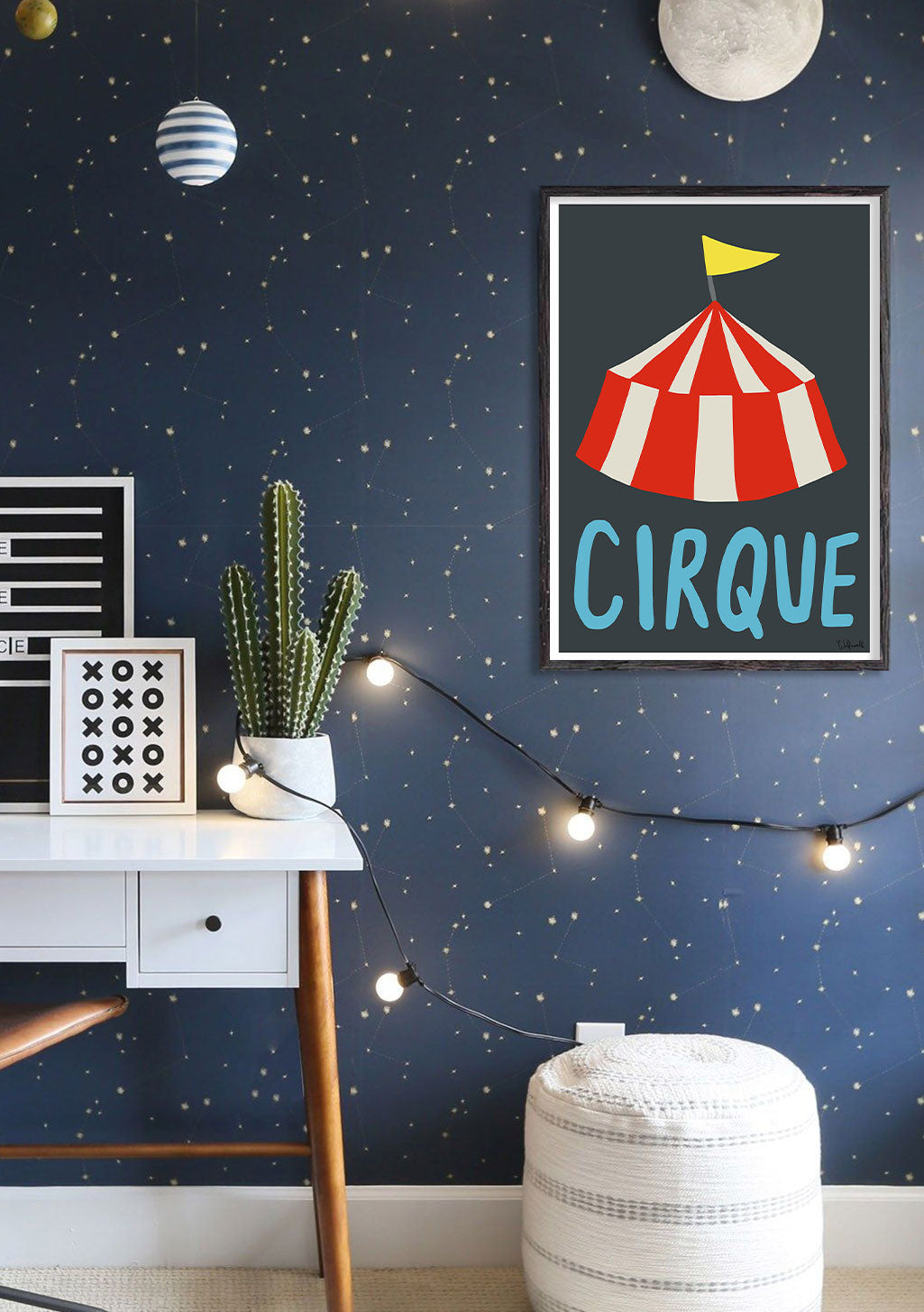 Poster de cirque rouge et blanc avec texte bleu
