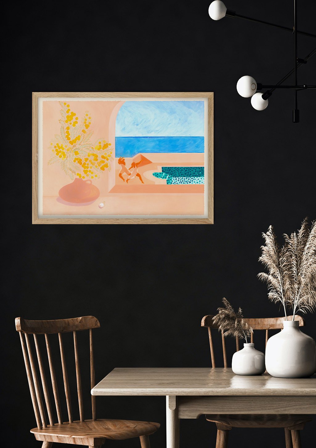 Plage, baigneuse, fleurs, vase, ciel bleu, eau, moderne, peinture, cadre, mur noir, table, chaise