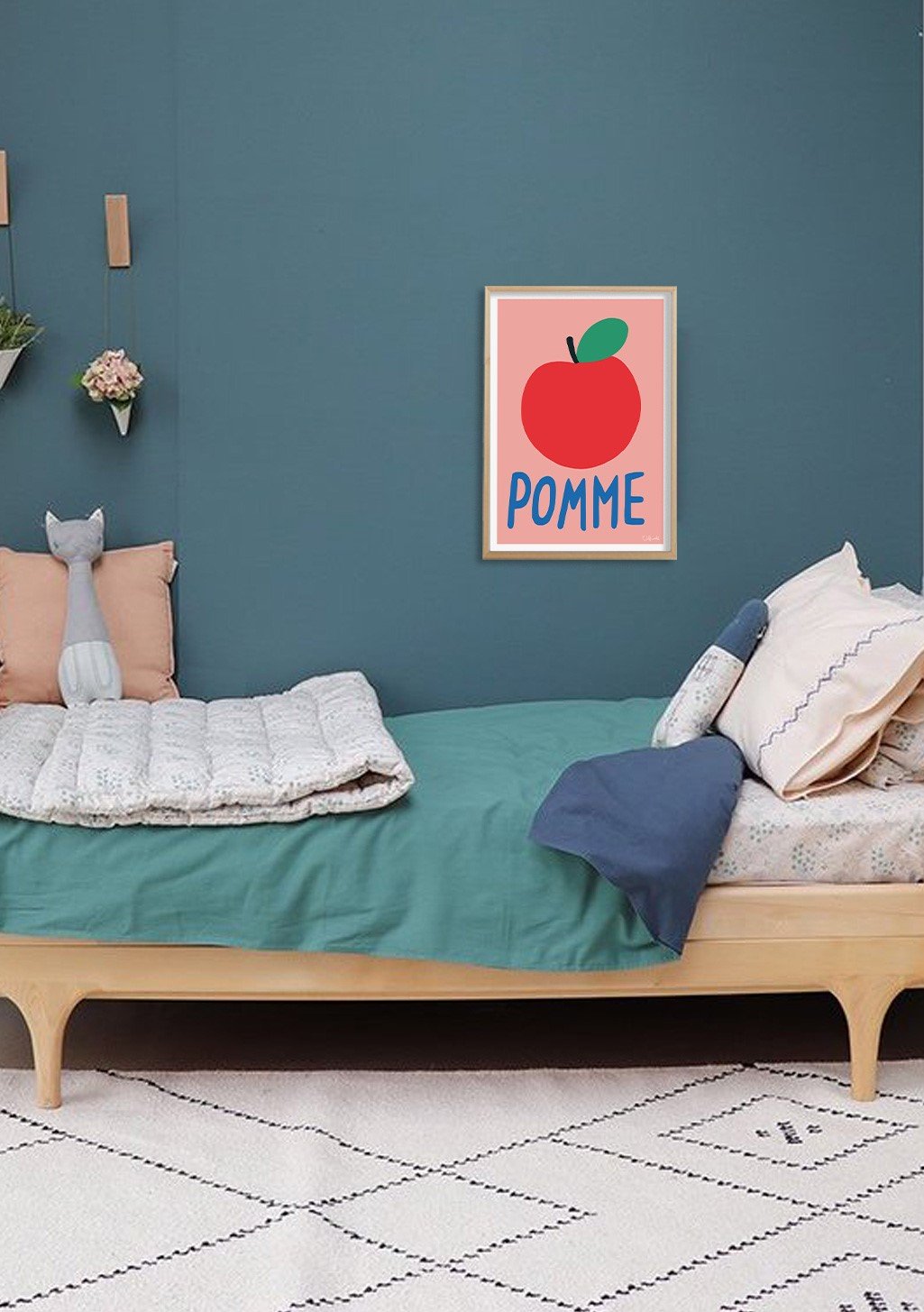 Pomme rouge, texte "POMME", fond rose