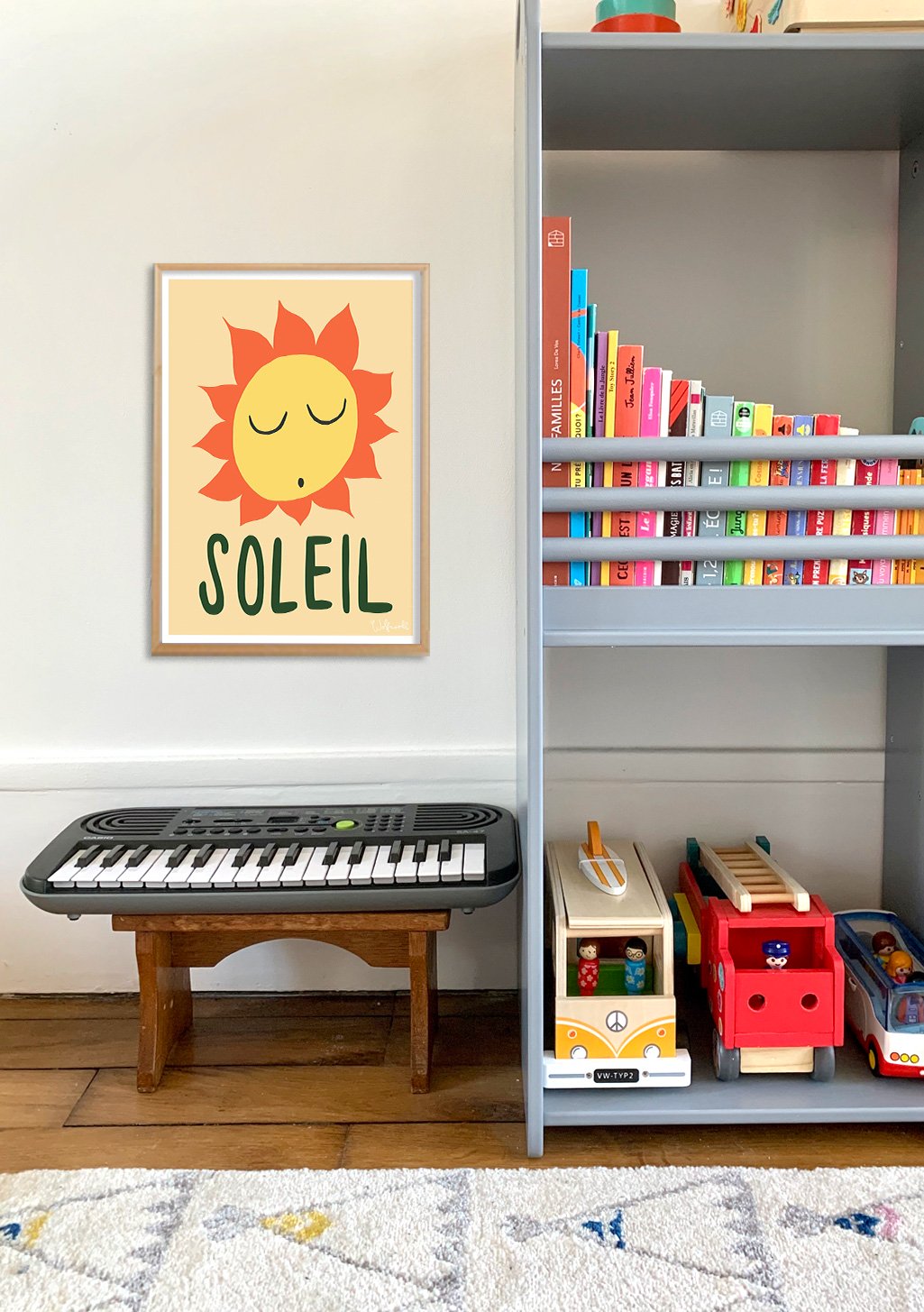 Poster soleil, nom Soleil, design joyeux, cadre beige
