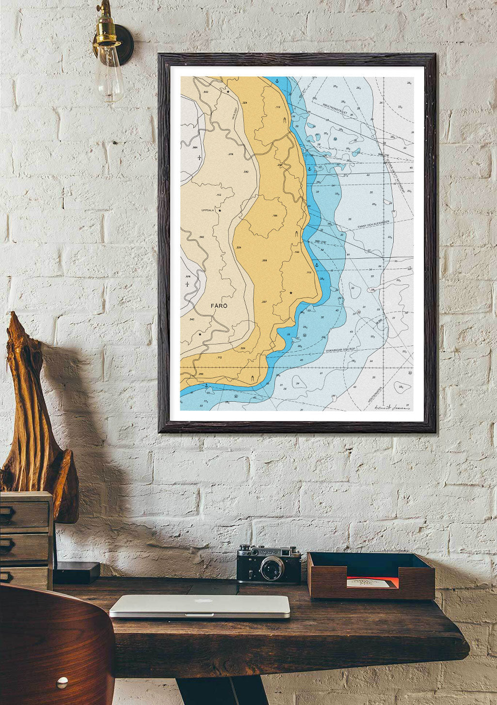 Carte géographique, couleurs jaune et bleue, rivière, ville étiquetée FARO